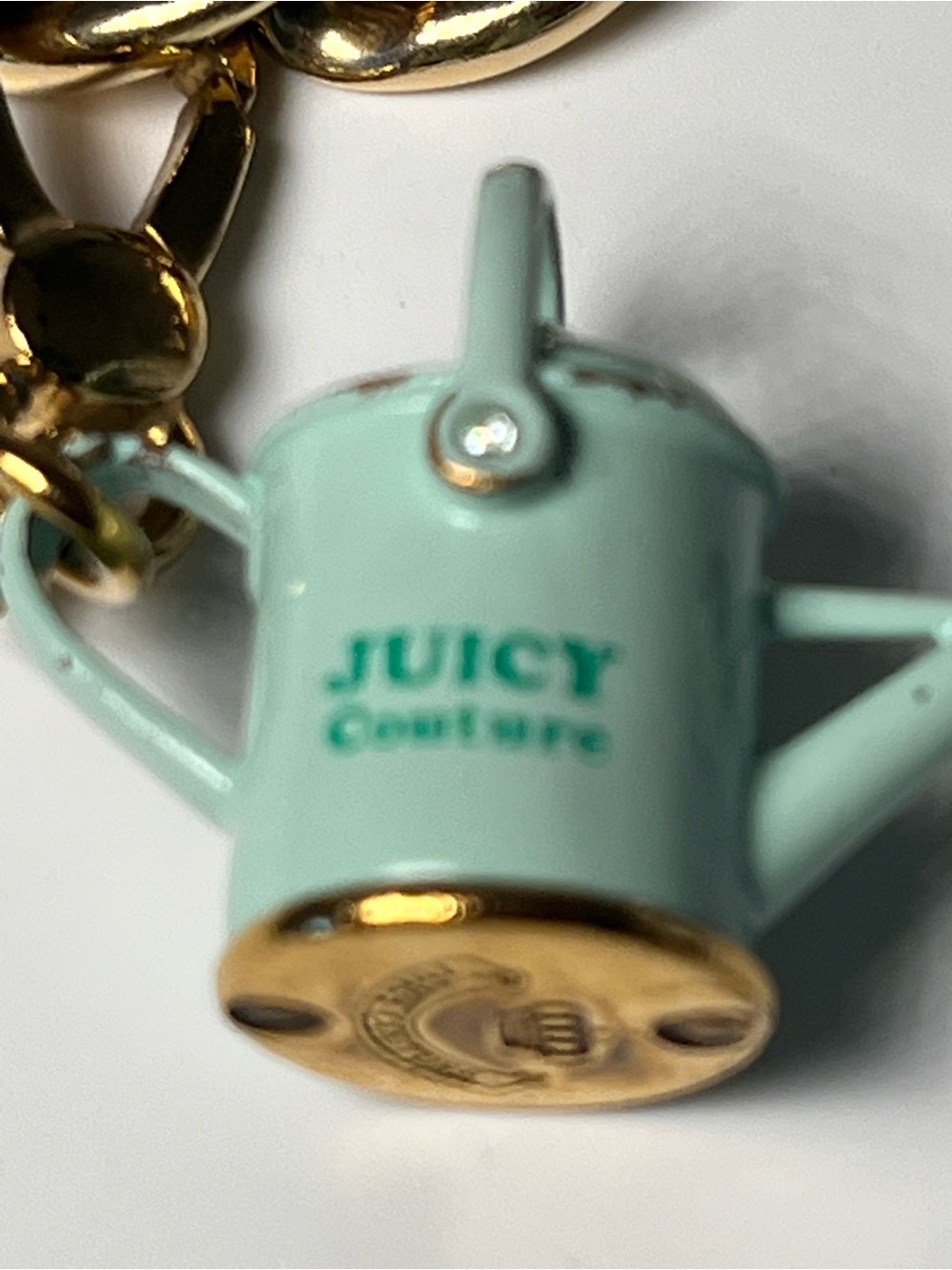 Juicy Couture Gold Tone Link Bracelet Removeable Green Watering Can Charm 7" - Picture 2 of 9